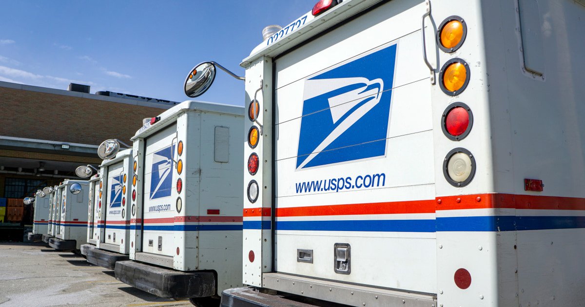 Postal Service worker pleads guilty to stealing $300,000 worth of money and collectibles