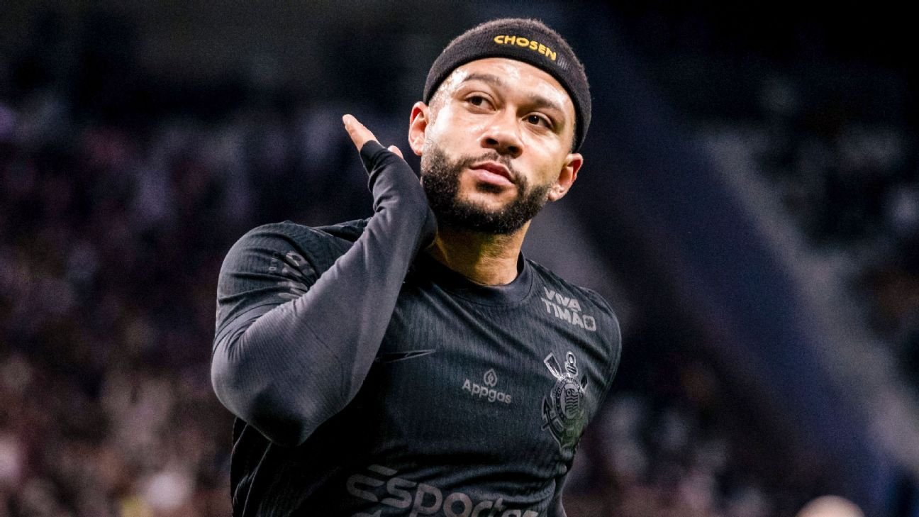 Neymar, Memphis Depay fume as Brazil FA bans skill move
