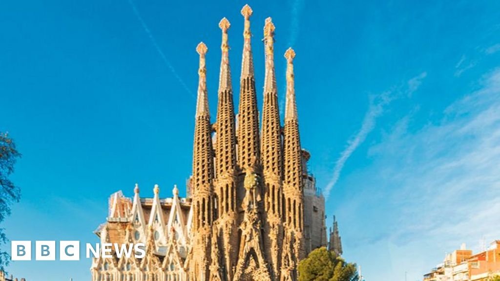 Architect Antoni Gaudí on path to sainthood, Pope confirms