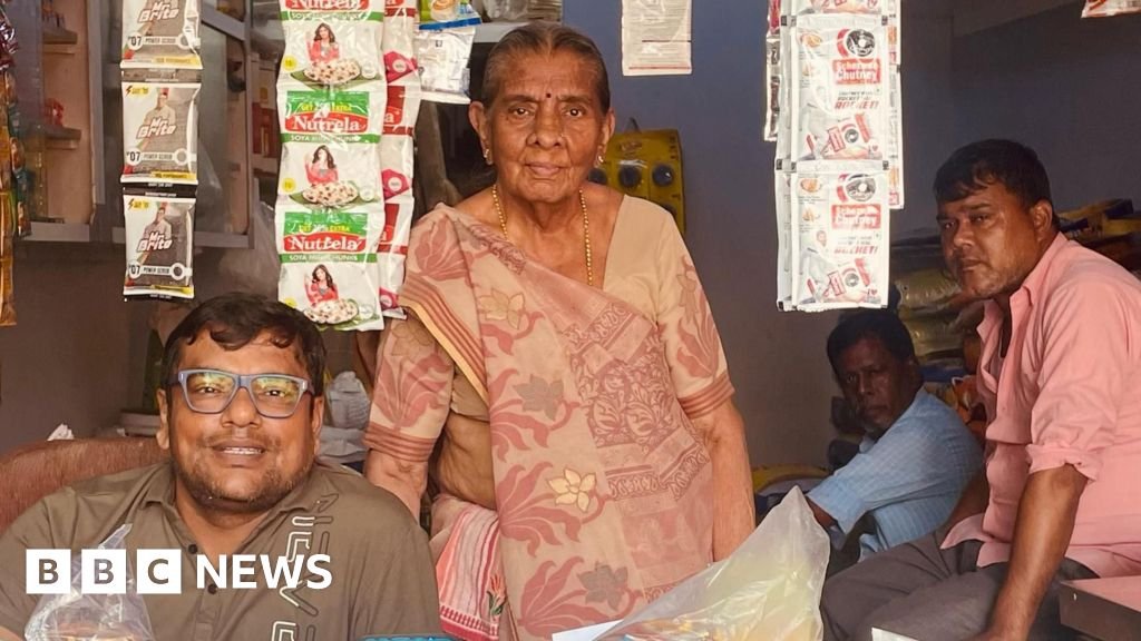 Are 10-minute online deliveries killing the Indian corner shop?