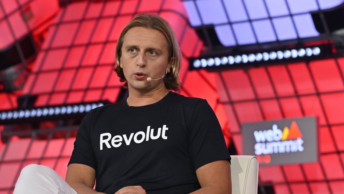 Rippling wants UK fintech Revolut to reveal who paid off Deel’s alleged “spy”