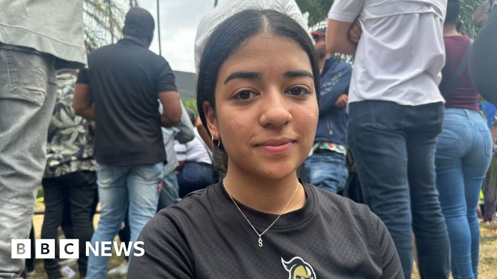 Unbearable wait for relatives in Dominican Republic nightclub disaster