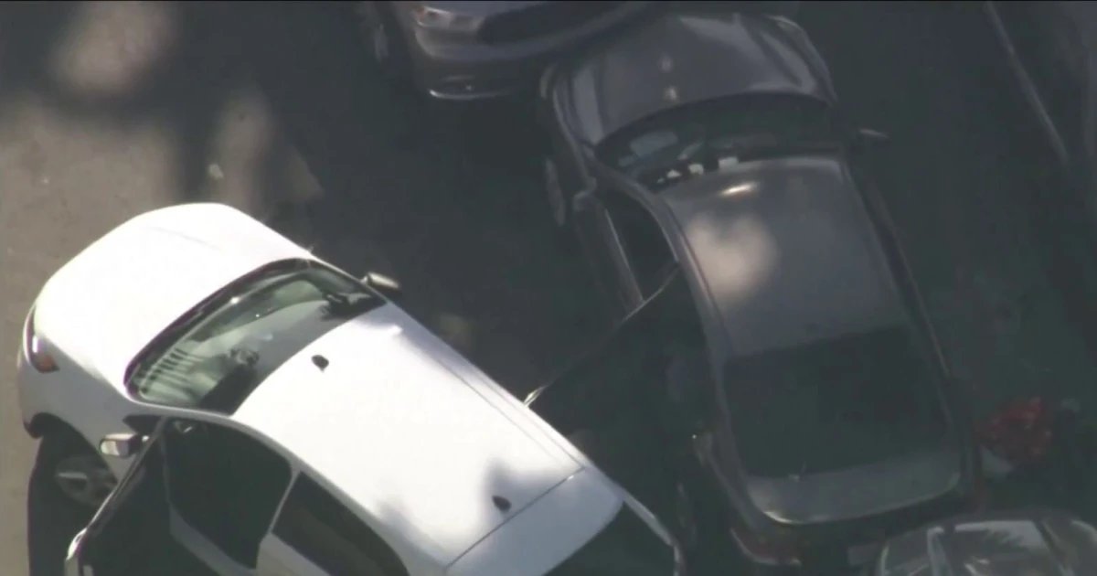 Two people injured after federal officers opened fire on undocumented immigrant in L.A.