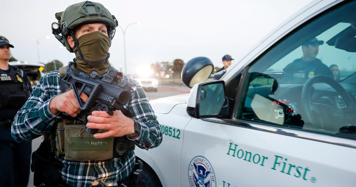 Trump plans to install Border Patrol officials to lead a more aggressive migrant crackdown