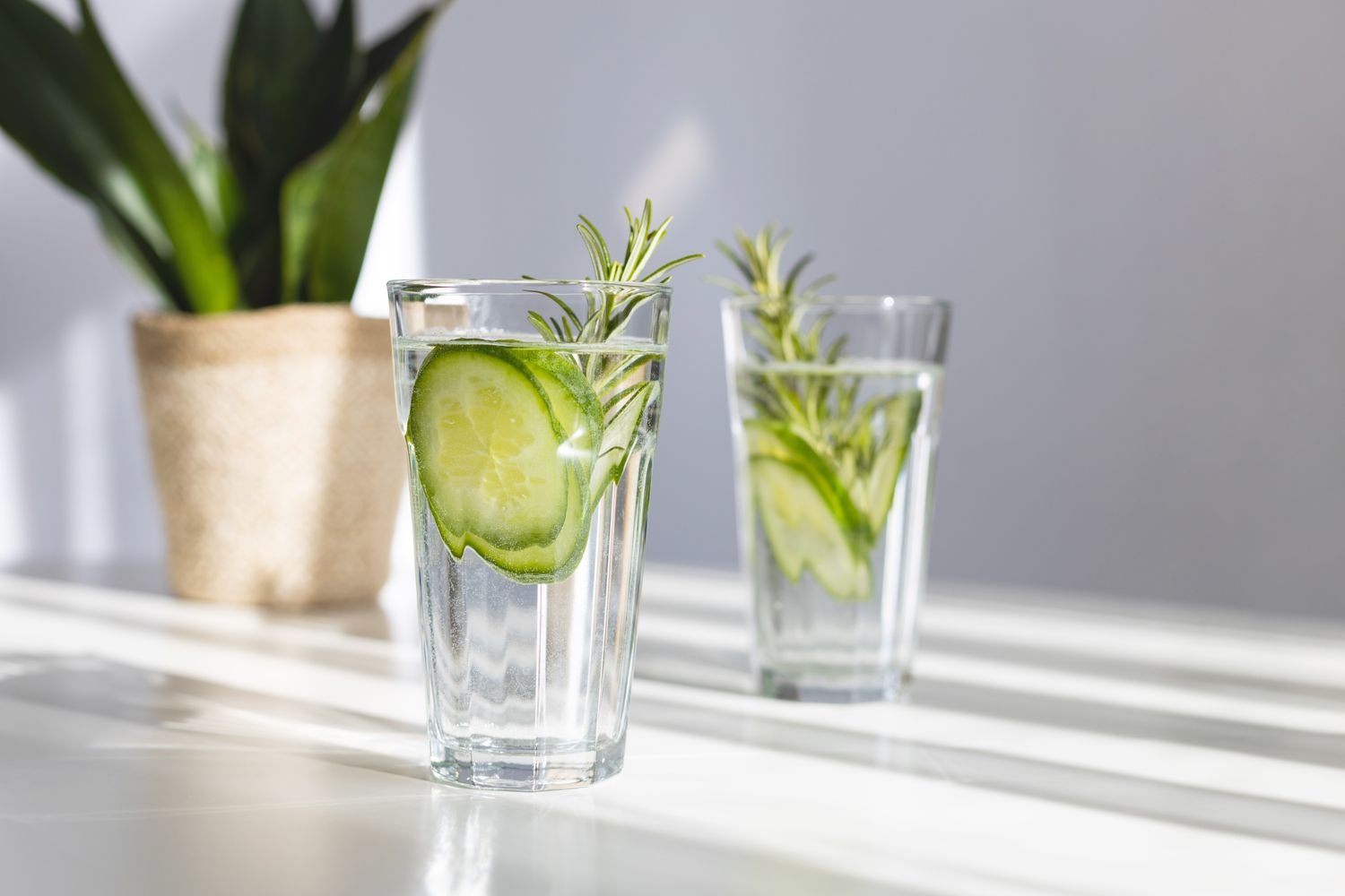 7 Proven Ways Cucumber Water Improves Your Health Naturally