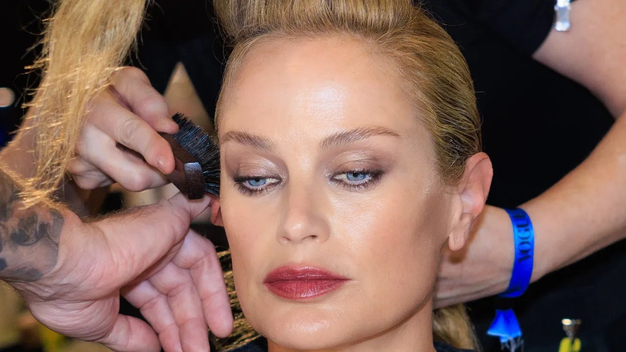 Wigs, Wet Sets, Bantu Knots, and More: Inside All the Hair at Vogue World 2025: Hollywood