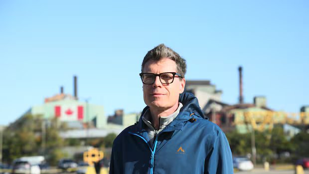 Hamilton residents request Ontario investigate ArcelorMittal Dofasco for releasing emissions far above limits