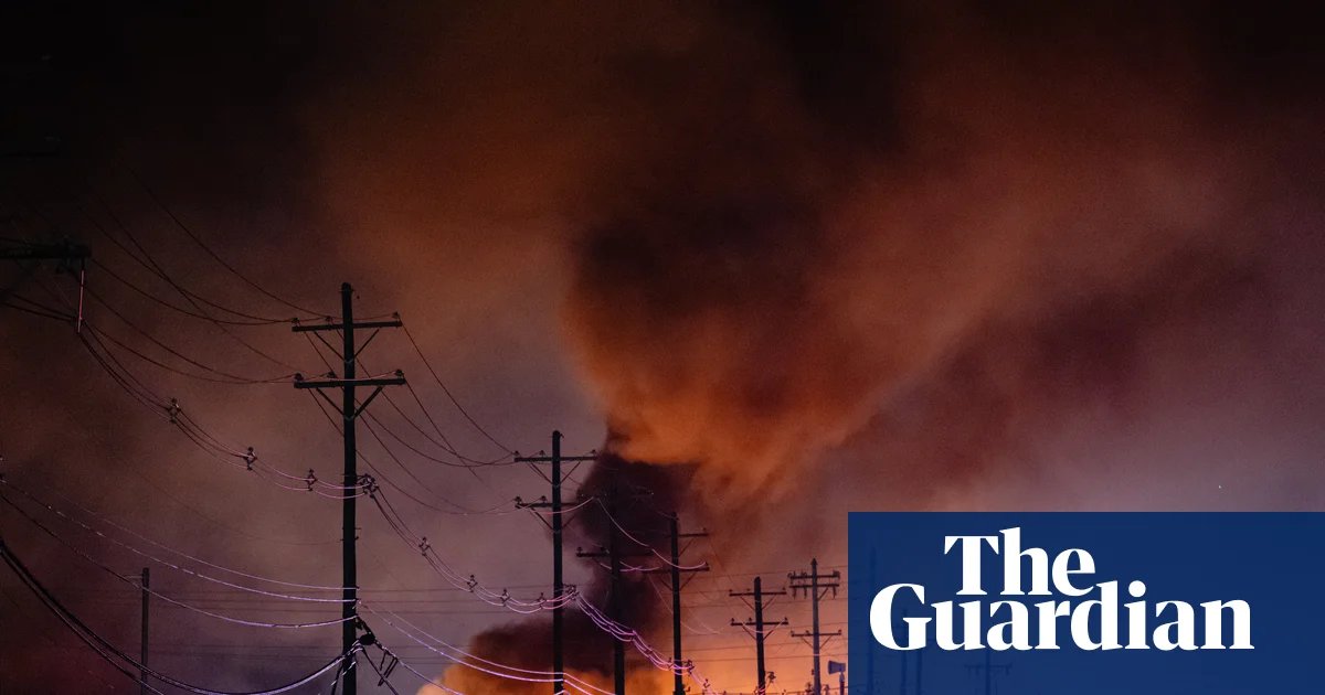 UPS and FedEx ground all MD-11 planes after deadly Louisville crash | Plane crashes