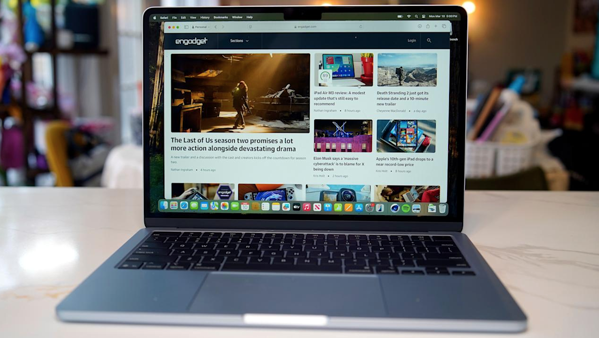 Apple’s MacBook Air M4 drops to a new record-low price ahead of Black Friday