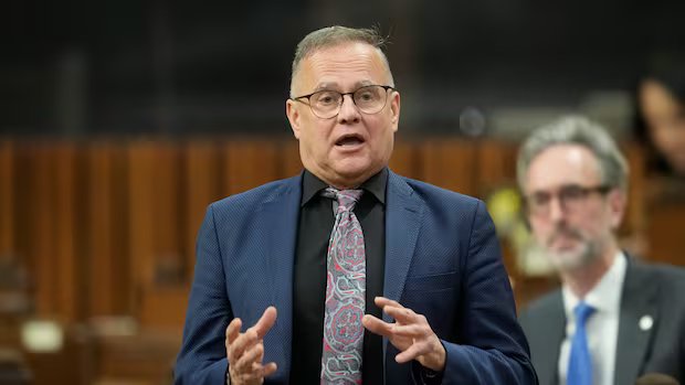 Ottawa says it’s working on long-term fix for CRA as ‘Band-Aid’ plan wraps