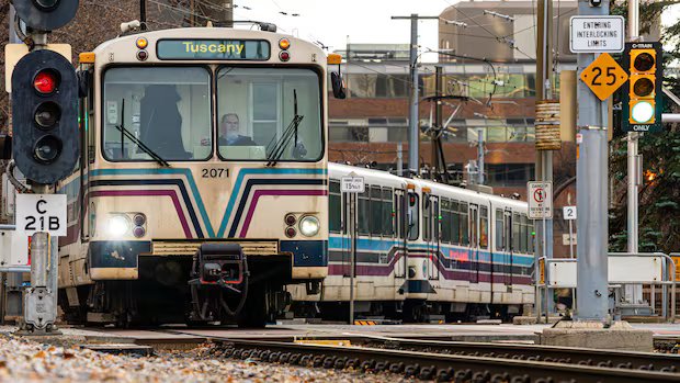 Calgary transit fares going up to $4 — more than riders pay in Toronto, Winnipeg and Vancouver