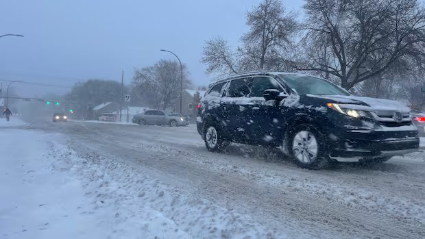 Wintery storm wallops Alberta Wednesday, bringing heavy snow and gusting winds