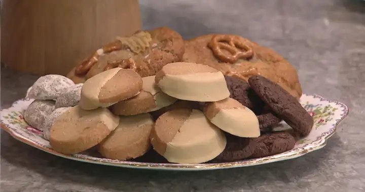 Recipe: Brown butter salty crunchy chocolate chip cookies – BC