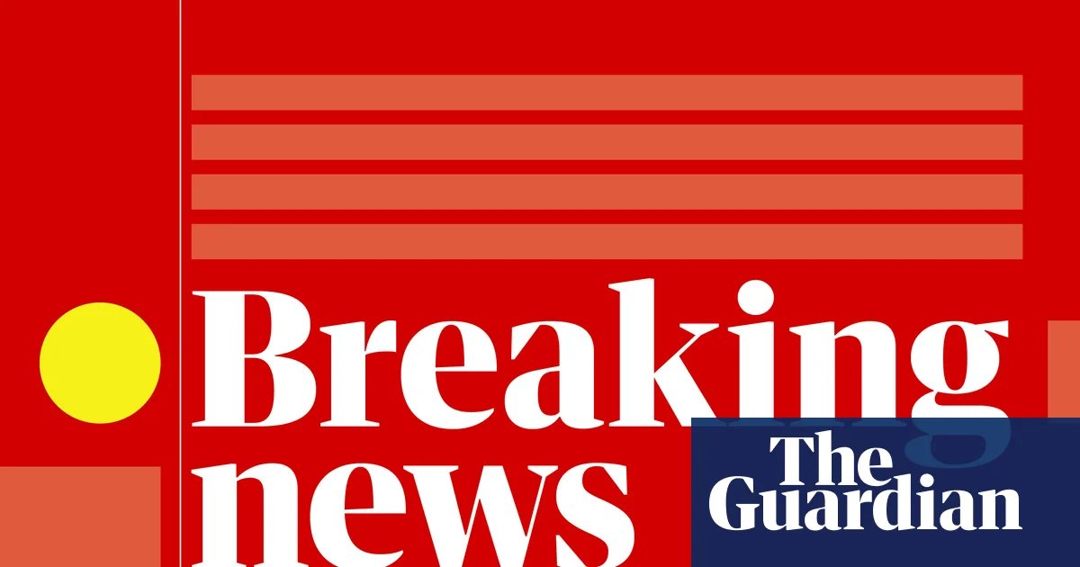 Police advise people to ‘take shelter’ following reports of a shooting at Bondi beach | Bondi