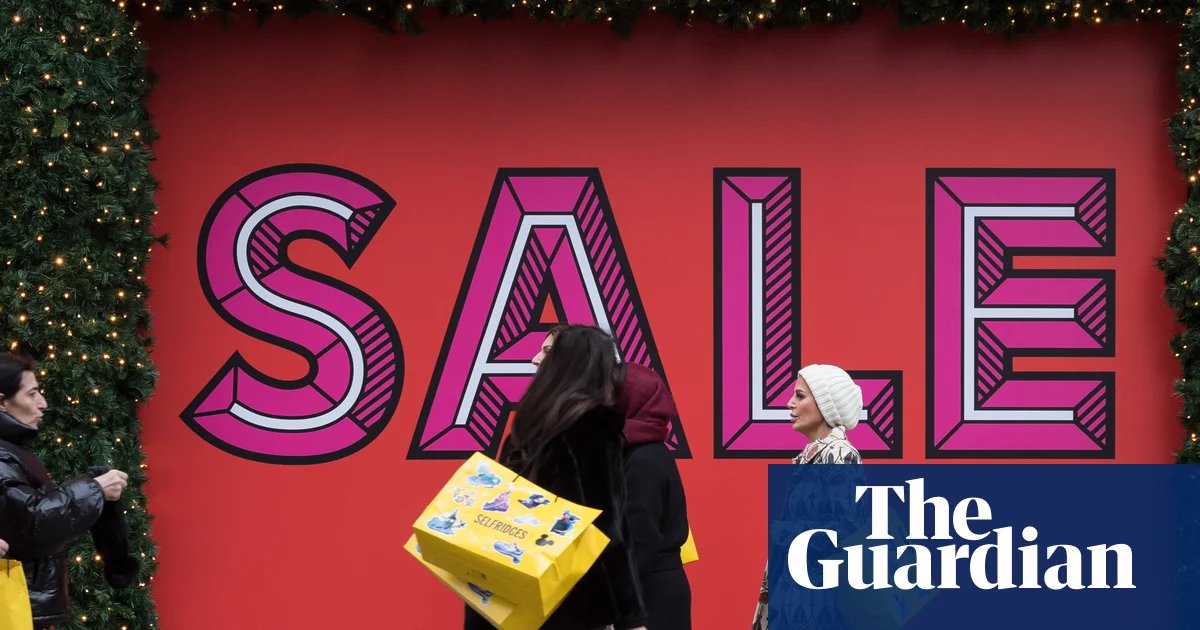 Shoppers shun UK high streets despite lure of Boxing Day sales | Retail industry