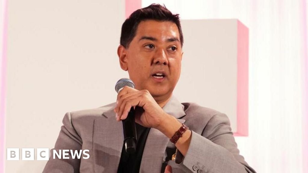 US judge blocks detention of British social media campaigner