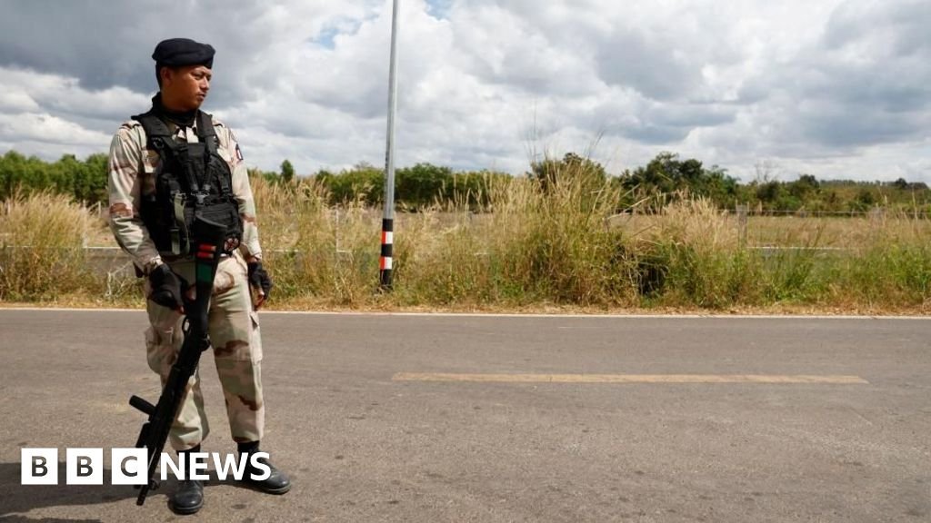 Thailand bombs Cambodian border area as ceasefire talks continue