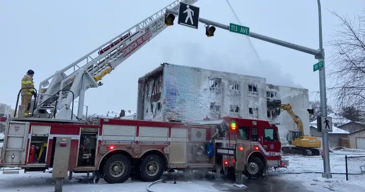 Edmonton firefighters battle multiple blazes on coldest day of winter – Edmonton