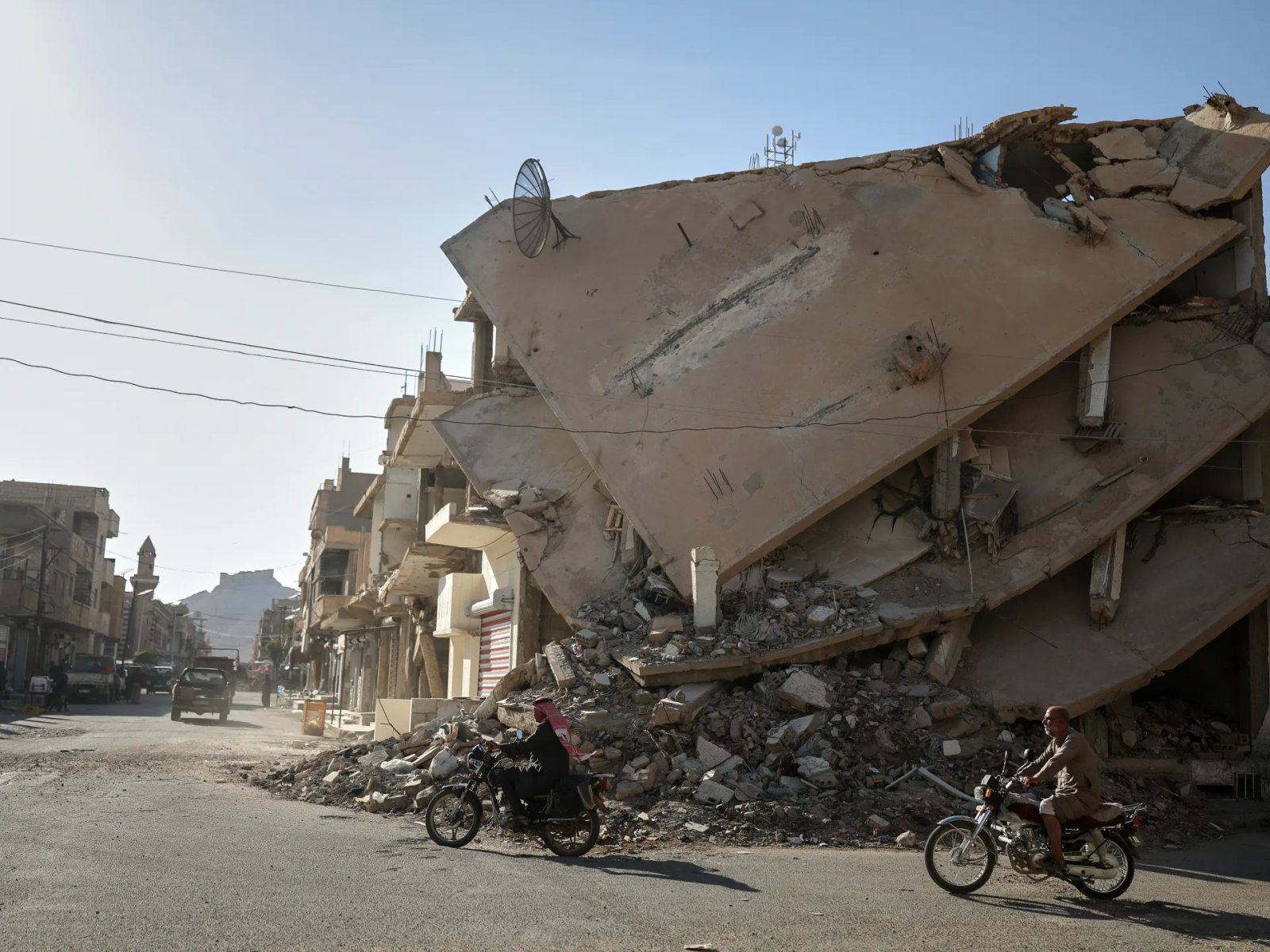 Joint Syrian-US patrol comes under attack near Palmyra: State media | Syria’s War News