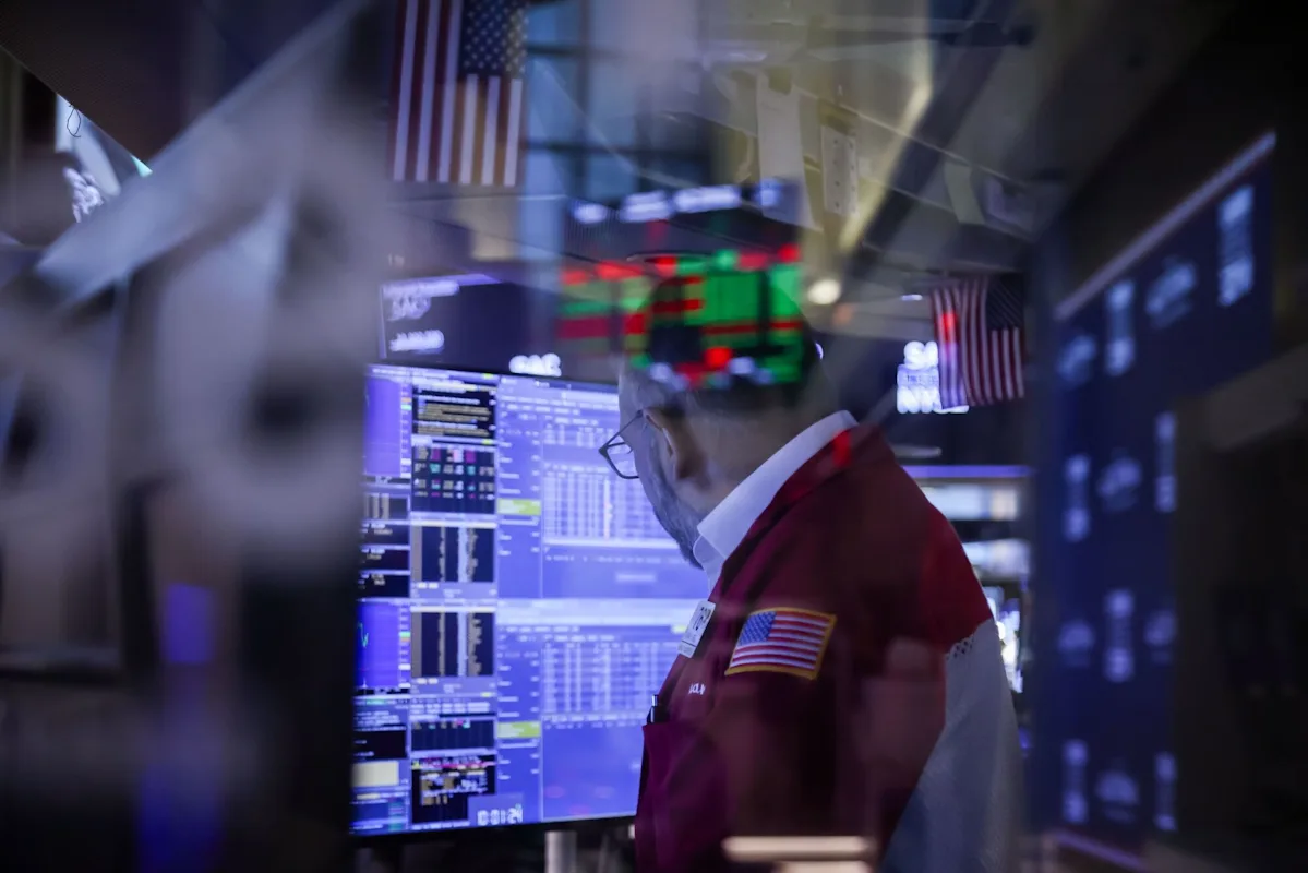 Research Veteran Yardeni Ends 15-Year Tech Bet With Underweight Mag 7 Call