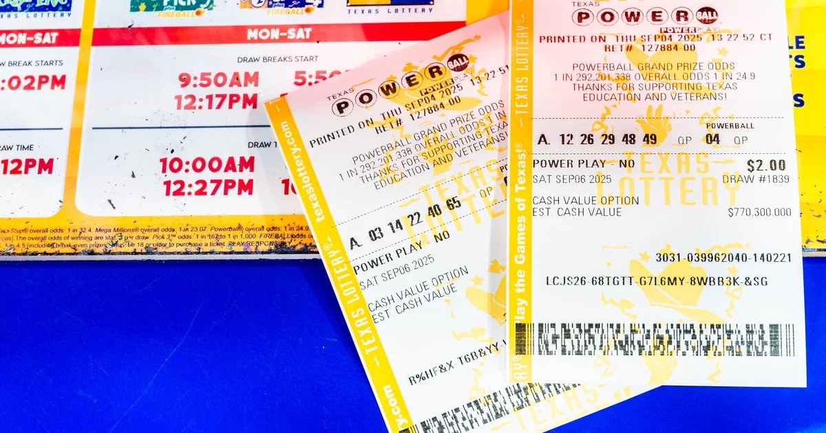 Winning numbers announced for estimated $1 billion Powerball jackpot