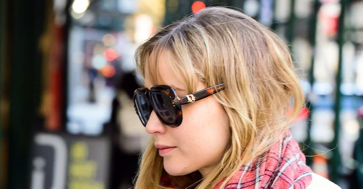 Jennifer Lawrence Wore Winter’s Prettiest Coat Color Trend