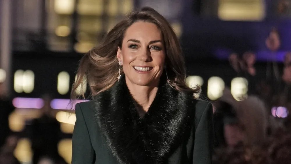 Kate Middleton Wears Catherine Walker Coat for Christmas Carol Service