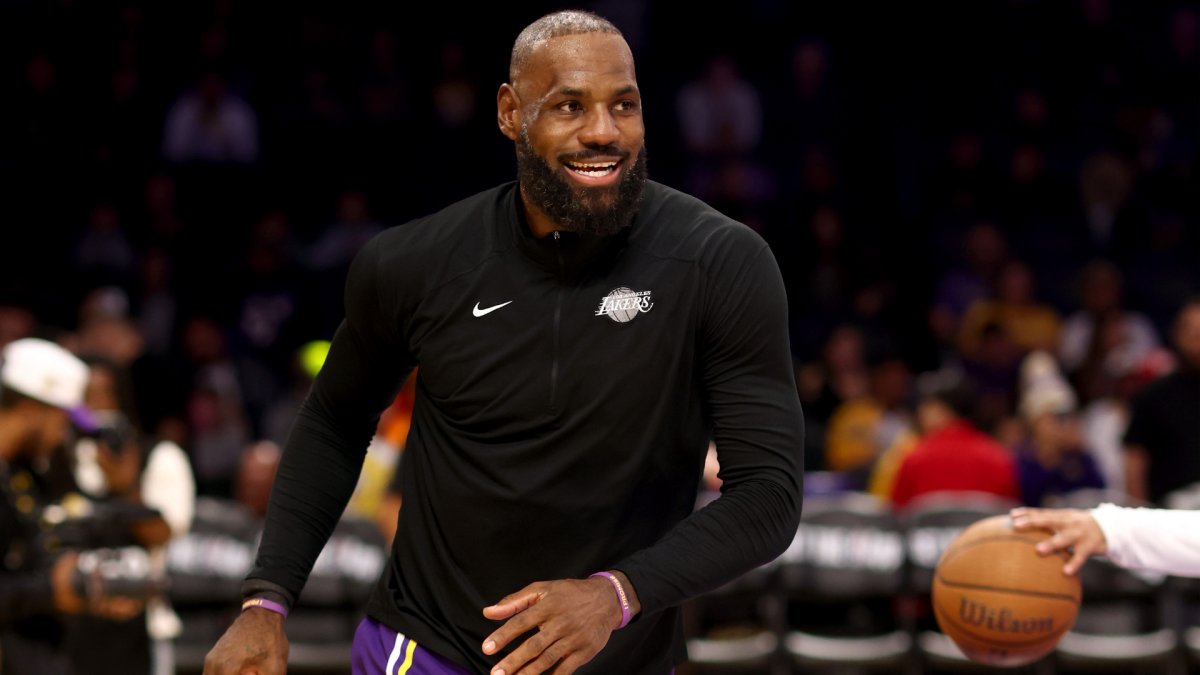 Where to watch Lakers vs. Rockets: TV channel, live stream, odds, time