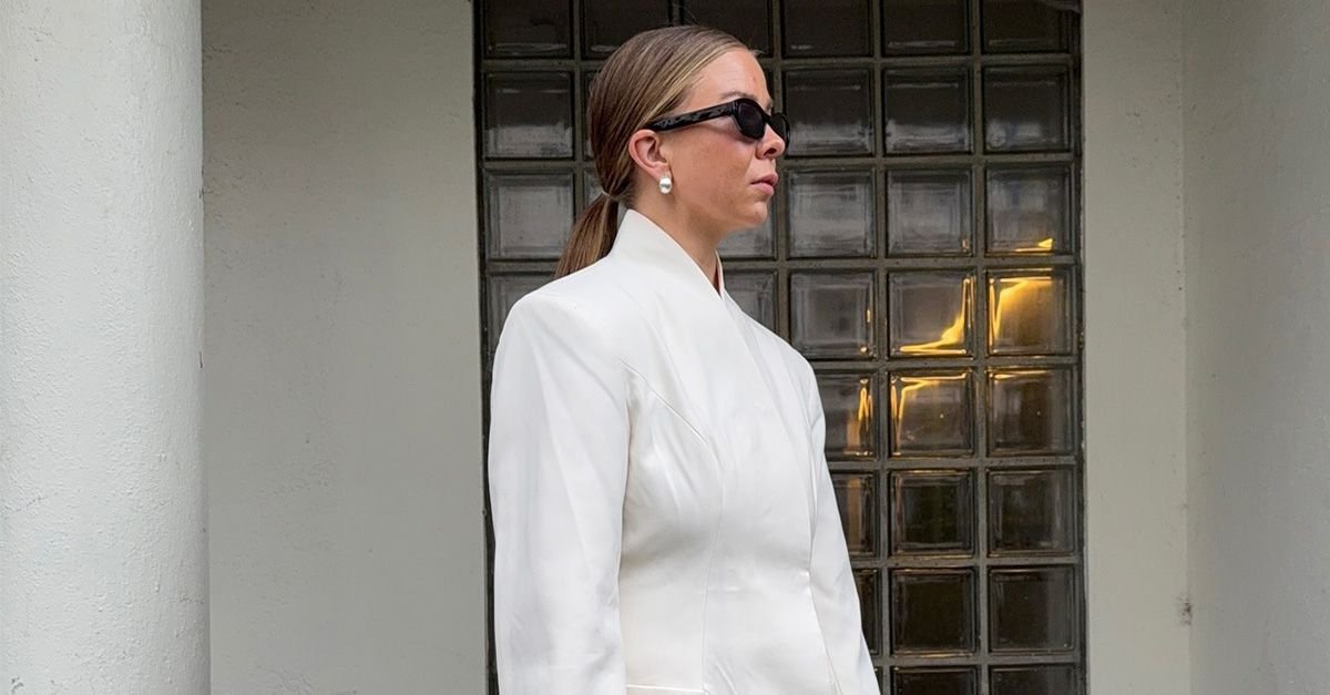 6 Outdated Shoe Color Trends of Winter 2025