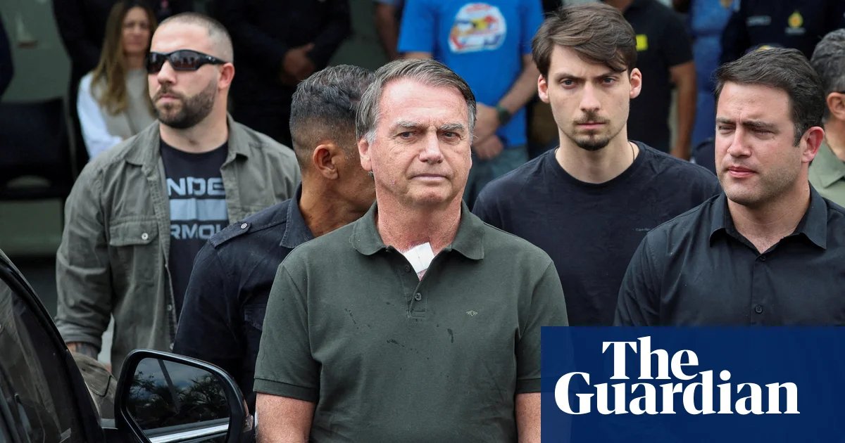 Brazil’s Bolsonaro finds novel way to reduce 27-year sentence: reading books | Jair Bolsonaro