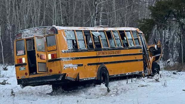 Surprising lessons in Ontario school bus seatbelt pilot for Manitoba after rural rollover
