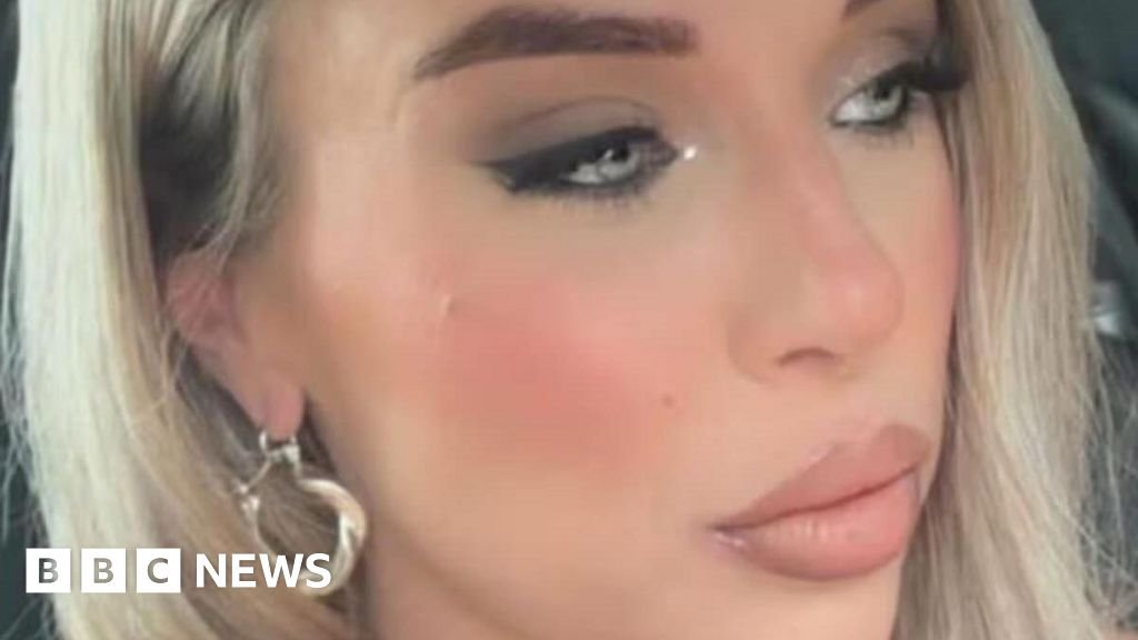 Woman 'took own life after benefits cut in error'