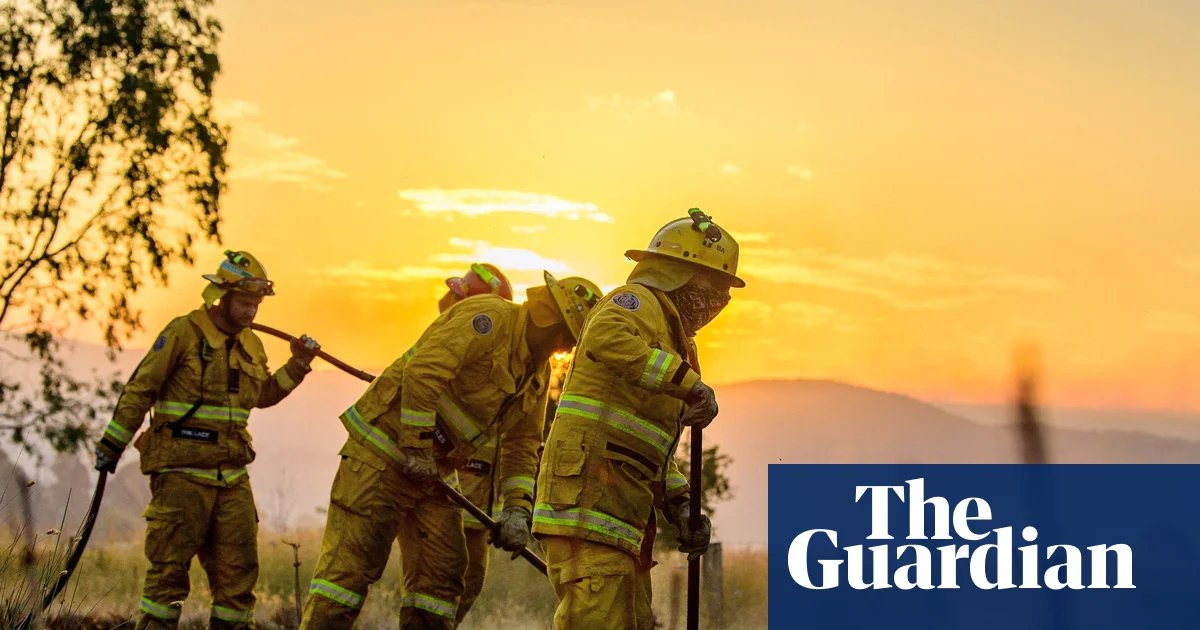 Homes of volunteer firefighters among 350 structures lost so far in ‘heartbreaking’ Victorian bushfires | Victoria bushfires 2026