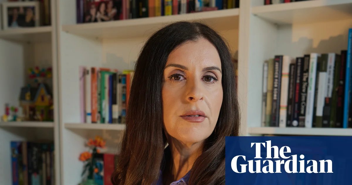 Adelaide festival apologises to Randa Abdel-Fattah and invites her to participate in 2027 writers’ week | Adelaide festival