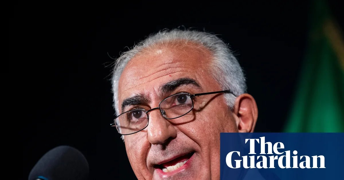 Son of former shah says he is ‘uniquely positioned’ to lead Iran as he predicts end of regime | Iran