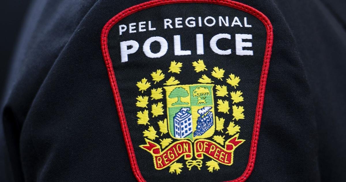 'Unattended' small child seen standing in Mississauga roadway found safe after police search