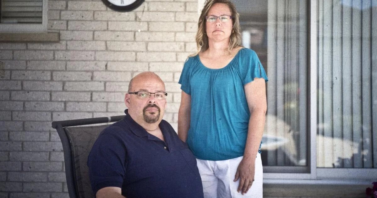 Toddler Nathaniel McLellan was being carried in 'unorthodox' way by babysitter, neighbour testifies