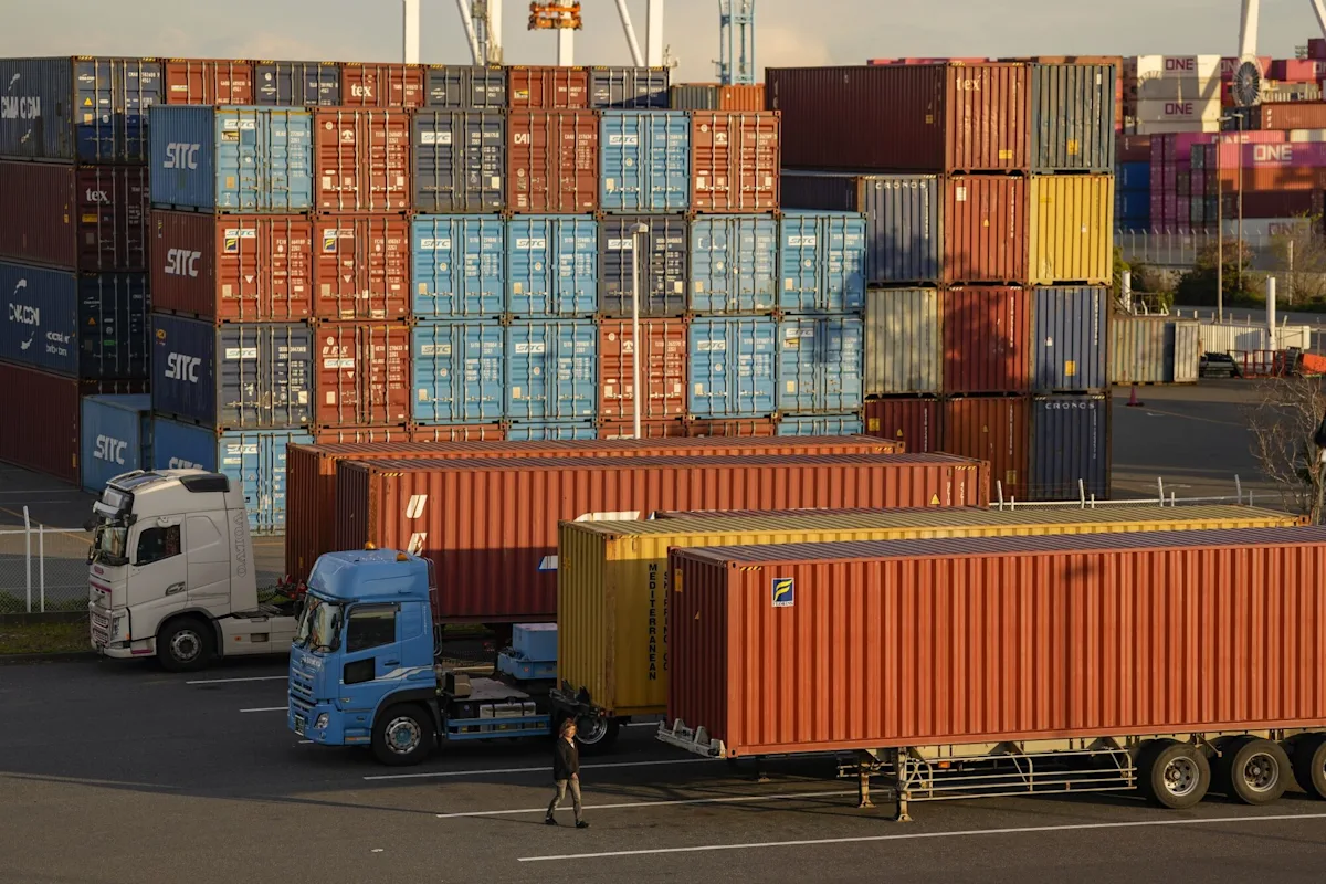 China Escalates Feud With Japan, Probes Chipmaking Material