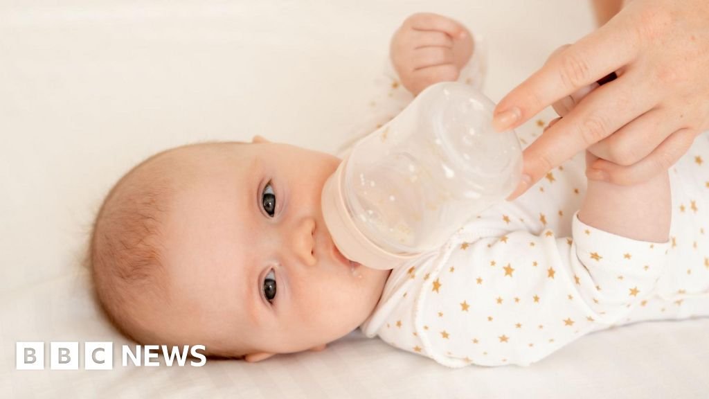 Aptamil infant formula batch recalled in UK over toxin discovery