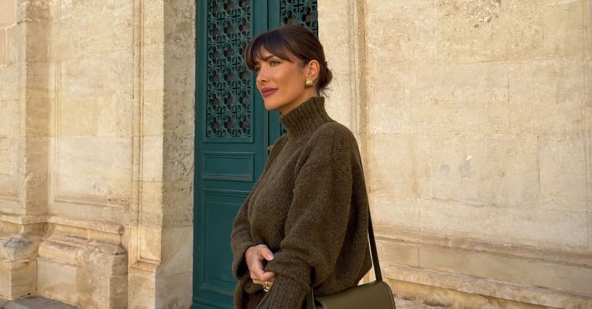 The 5 Best Colours to Wear With Chocolate Brown