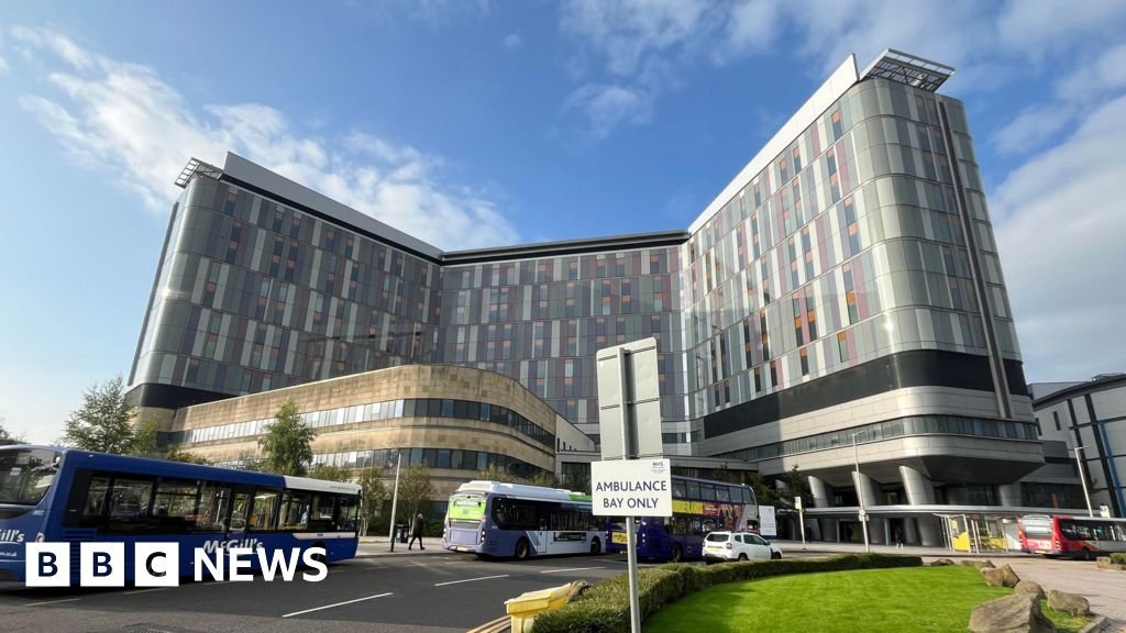 ‘Damning’ evidence of political pressure to open scandal-hit hospital