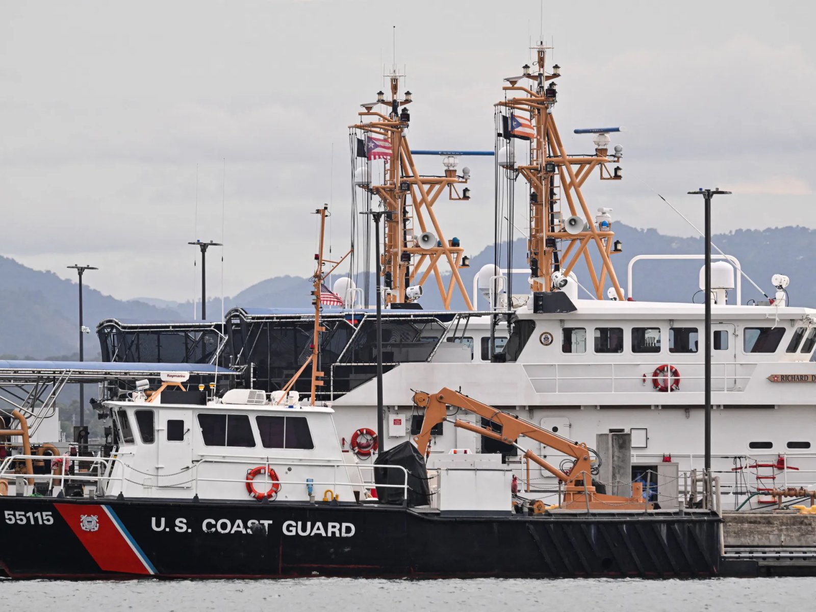 US Coast Guard suspends search for survivors of Pacific boat strike | Donald Trump News