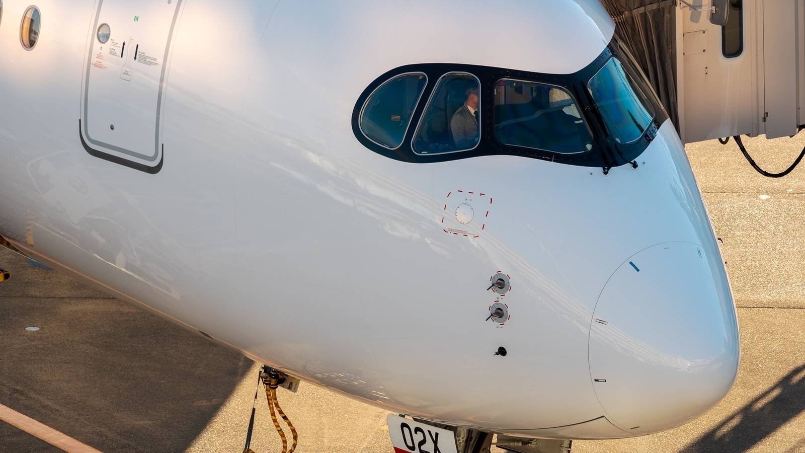 How Airbus Lured A Loyal Boeing Customer With The A350