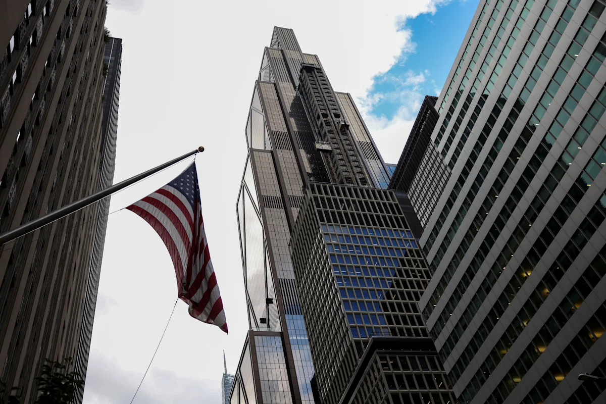 America’s midsize businesses express ‘cautious optimism’ for 2026 after exuberant 2025: JPMorgan survey