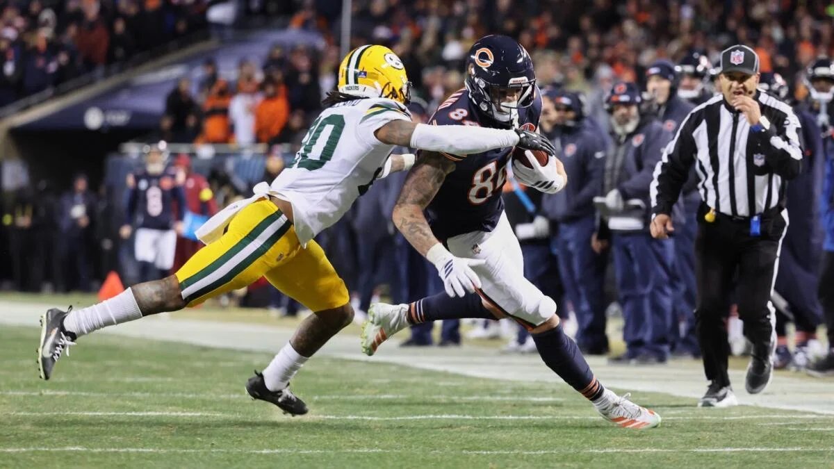 NFL picks this week, Vegas odds: 2026 divisional round expert predictions against the spread, parlay and props