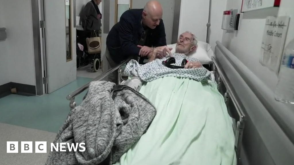 A bleak midwinter in London’s hospital corridors of care