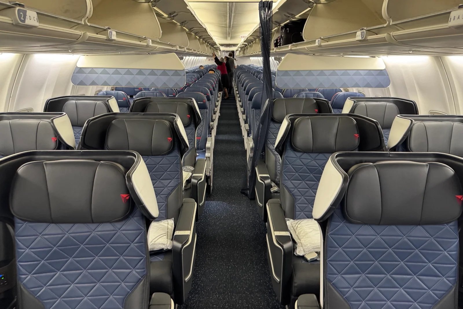 Delta is considering ‘basic’ first-class, business fares