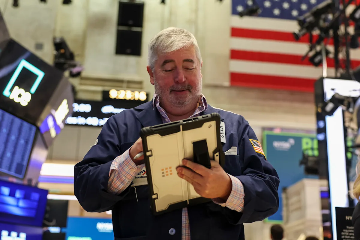 5 tech stocks that could bring gains to your portfolio in the new year