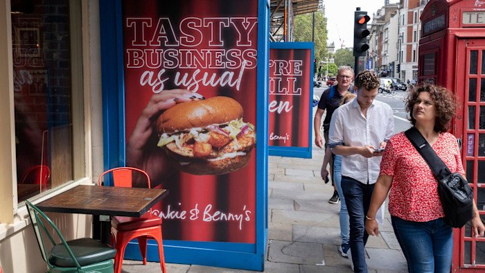 UK restaurants offer deep discounts in ‘last resort’ to lure spend-shy diners