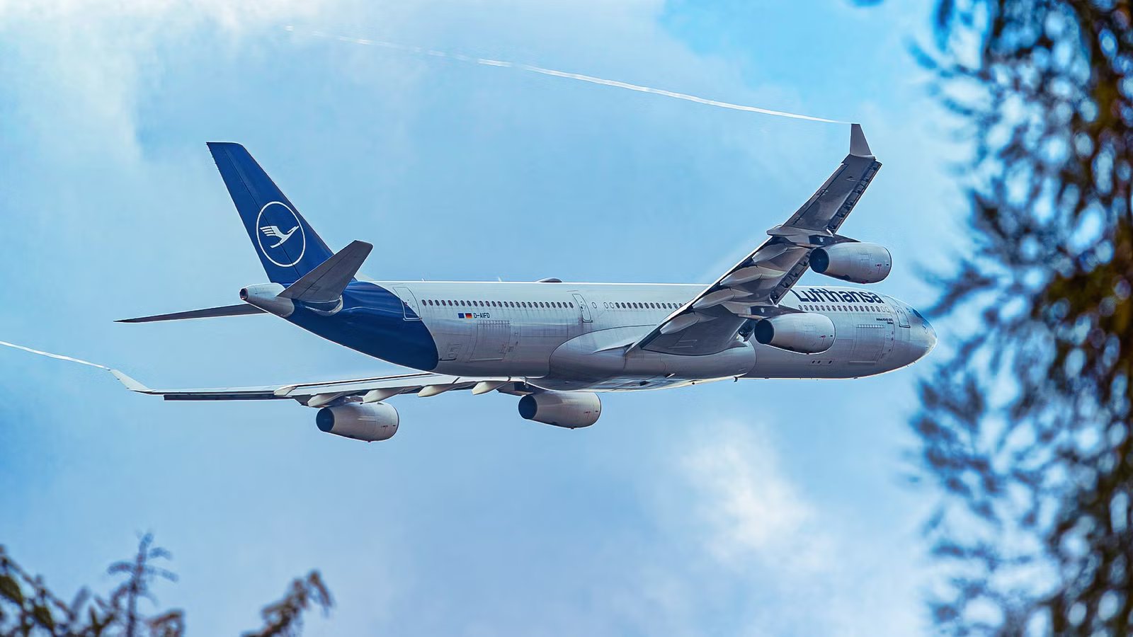 Why Does Lufthansa Still Fly The Airbus A340?